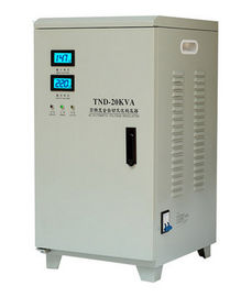 TND-Reihen-automatischer Spannungs-Stabilisator 5kva, Wechselstrom 3 hohe Präzision des Phasen-Spannungs-Regler-220v