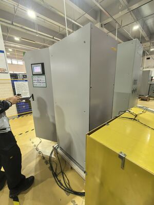 PE-iND II 3/3P ((S6000-33G) 110/ 220/384Vdc 10-200kVA Online Industrie-UPS-Luftkühlleistung ≥93%