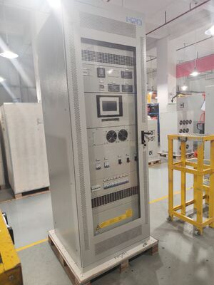 Industrieller AC/DC-Gleichrichter mit Eingangsisoliertransformator